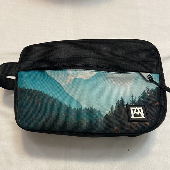 Avalanche Dopp Kit/ Toiletry Travel / Shave Kit Bag With Grab & Go Handle- NWOT - Picture 11 of 11